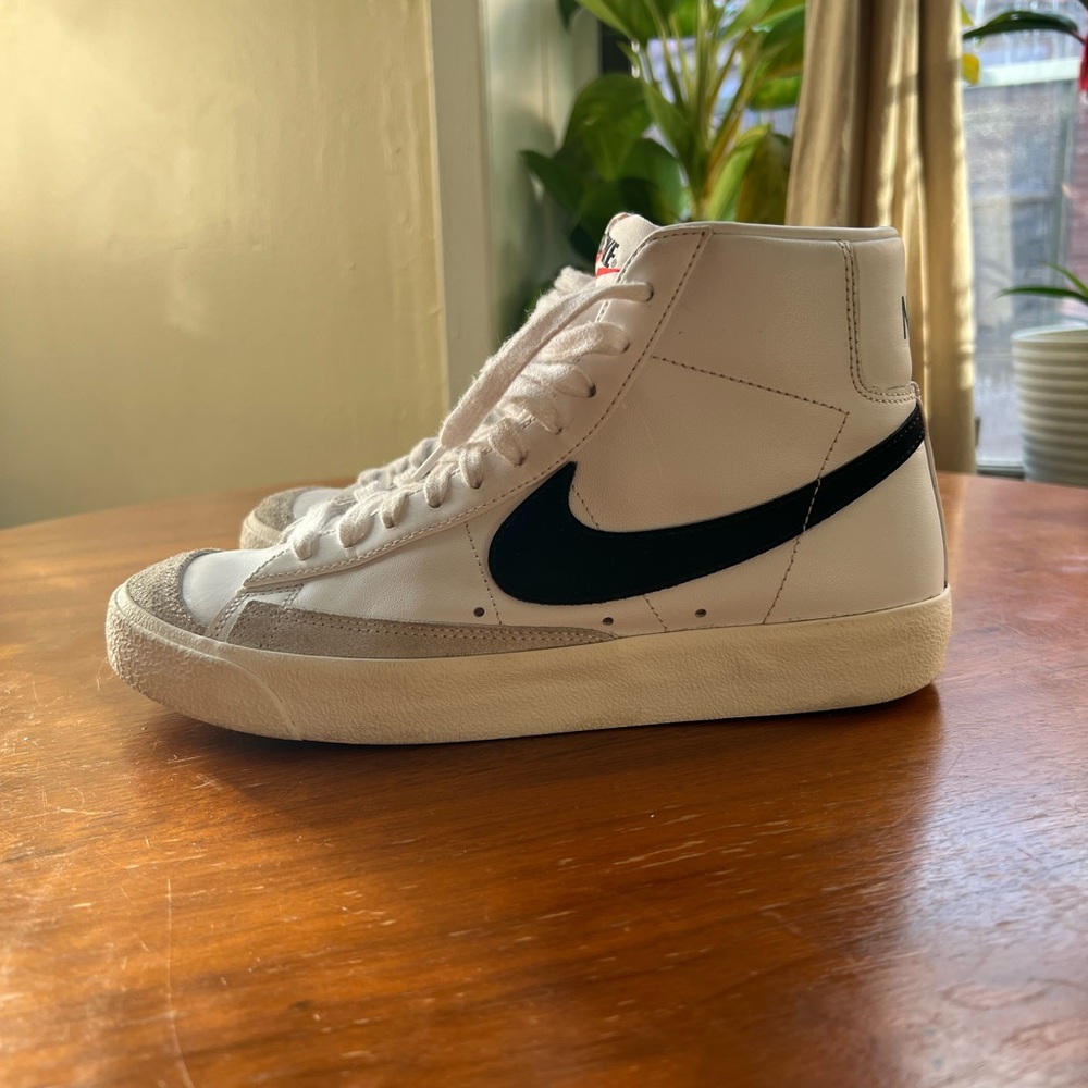 Nike Blazer Mid '77 - Women’s size 8.5